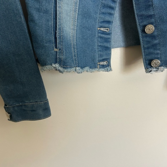 Bebe Girls 7-8 crop denim coat new condition- did not fit - Picture 7 of 11